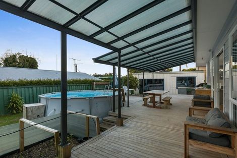 Photo of property in 17 Gray Street, Katikati, 3129