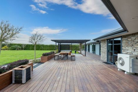 Photo of property in 28 Landsborough Drive, Darfield, 7571