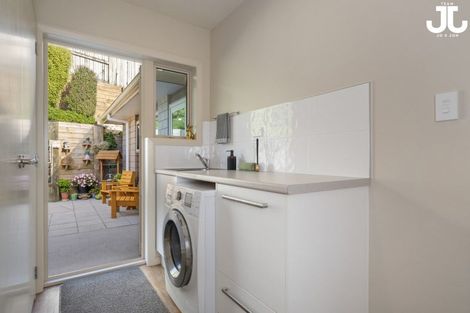 Photo of property in 14 Kakapo Place, Pyes Pa, Tauranga, 3112