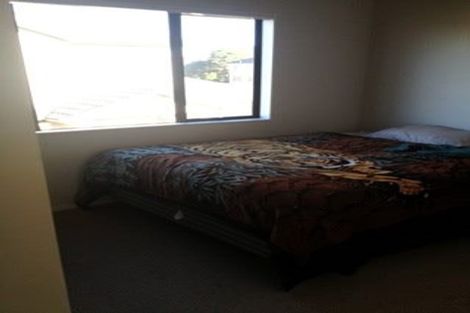 Photo of property in 11 Riverglade Parkway, Te Atatu South, Auckland, 0610