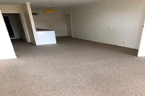 Photo of property in 135 Birkenhead Avenue, Birkenhead, Auckland, 0626