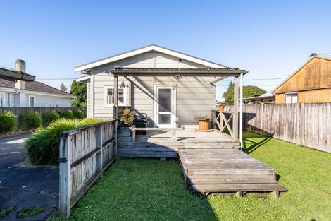 Photo of property in 21 Primrose Street, Frankton, Hamilton, 3204
