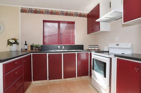 Photo of property in 9 Harding Place, Feilding, 4702