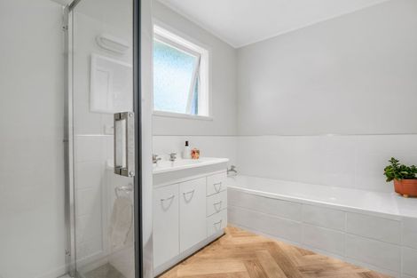 Photo of property in 81 College Road, Edgecumbe, 3120