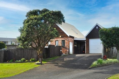 Photo of property in 8a Walbrook Road, Manly, Whangaparaoa, 0930