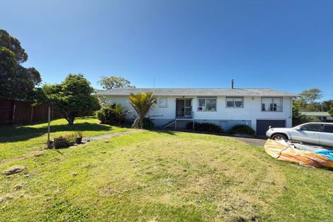 Photo of property in 15 Kereru Place, Half Moon Bay, Auckland, 2012