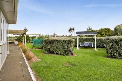 Photo of property in 15 Auroa Road, Otakeho, Hawera, 4678
