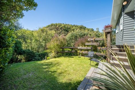 Photo of property in 273 Middleton Road, Glenside, Wellington, 6037