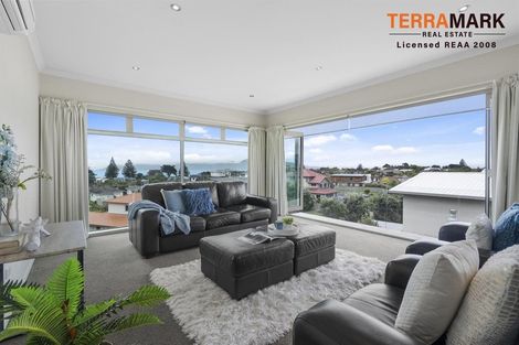 Photo of property in 2 Metzenthin Close, Raumati South, Paraparaumu, 5032