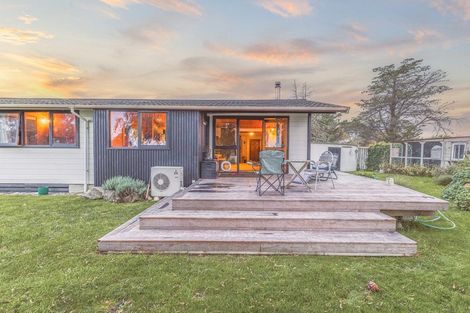 Photo of property in 95 Dunns Avenue, The Pines Beach, 7630