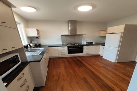 Photo of property in 15 Waimairi Road, Upper Riccarton, Christchurch, 8041
