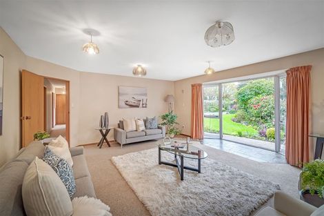 Photo of property in 216 Grahams Road, Burnside, Christchurch, 8053
