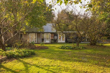 Photo of property in 72 Western Valley Road, Little River, 7591