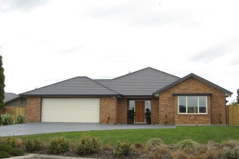 Photo of property in 6 Montrose Gardens, Rangiora, 7400