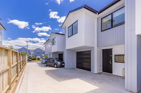 Photo of property in 2/18 May Street, Hamilton East, Hamilton, 3216