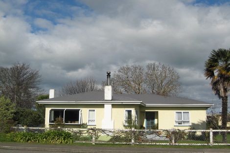Photo of property in 2 Mitchell Street, Waipukurau, 4200