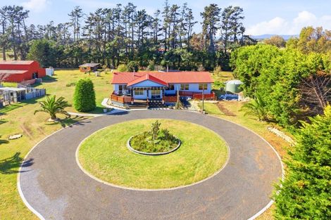 Photo of property in 41 Rangiotu Road, Himatangi, Palmerston North, 4477