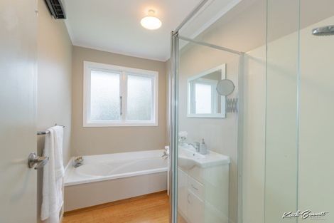 Photo of property in 3 Snell Grove, Clouston Park, Upper Hutt, 5018