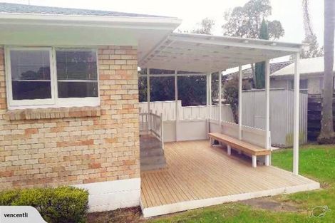 Photo of property in 2/108 Hillside Road, Glenfield, Auckland, 0627