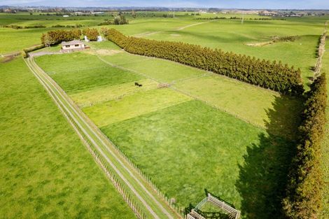 Photo of property in 302 Otaraoa Road, Motunui, Waitara, 4383