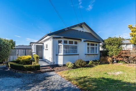 Photo of property in 13 Kowhai Terrace, Saint Martins, Christchurch, 8022