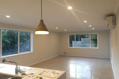 Photo of property in 3a Stitchbird Close, Murrays Bay, Auckland, 0630