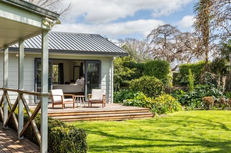 Photo of property in 253 Havelock Road, Akina, Hastings, 4122