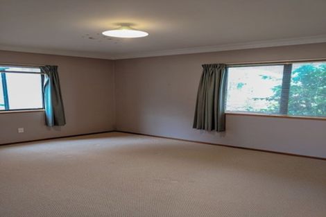 Photo of property in 29 Marina View Drive, West Harbour, Auckland, 0618