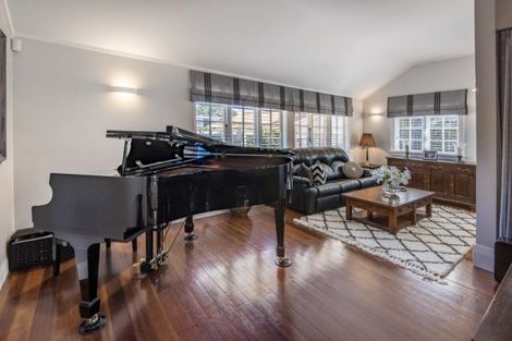 Photo of property in 1 Macky Avenue, Devonport, Auckland, 0624