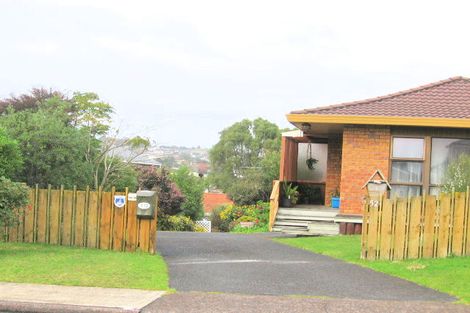 Photo of property in 1/52 Rosario Crescent, Red Beach, 0932