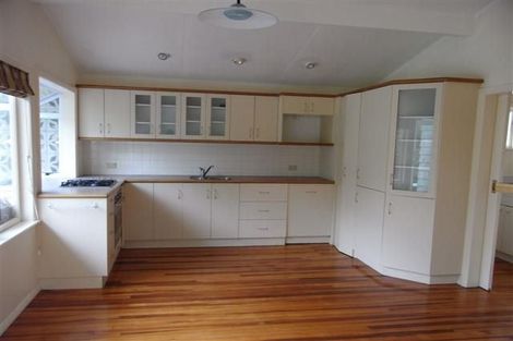 Photo of property in 19 Buick Crescent, Awapuni, Palmerston North, 4412