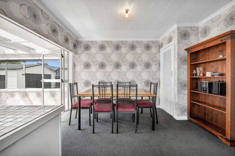 Photo of property in 5 Hori Street, Vogeltown, New Plymouth, 4310