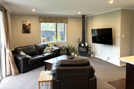 Photo of property in 10 Marble Court, Rolleston, 7614