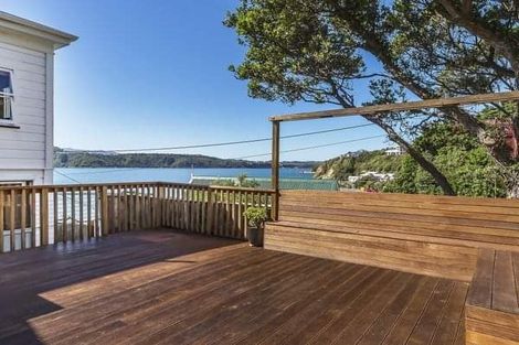 Photo of property in 36 Evans Bay Parade, Roseneath, Wellington, 6021