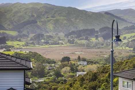 Photo of property in 84 Endeavour Drive, Whitby, Porirua, 5024