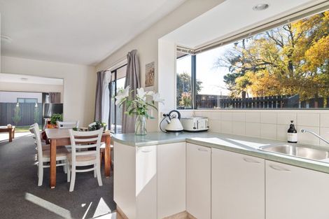 Photo of property in 54 Hansons Lane, Upper Riccarton, Christchurch, 8041