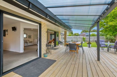 Photo of property in 4 Maple Crescent, Whalers Gate, New Plymouth, 4310