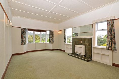 Photo of property in 38 Mills Road, Brooklyn, Wellington, 6021