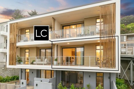 Photo of property in 4/65 Tiketike Way, Brooklyn, Wellington, 6021