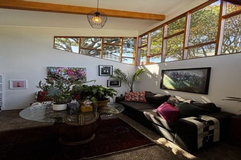 Photo of property in 163 Vivian Street, New Plymouth, 4310