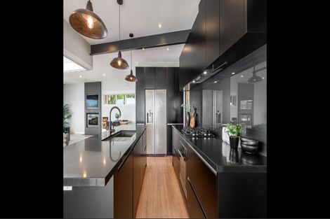 Photo of property in 1 Fourteenth Avenue, Tauranga South, Tauranga, 3112