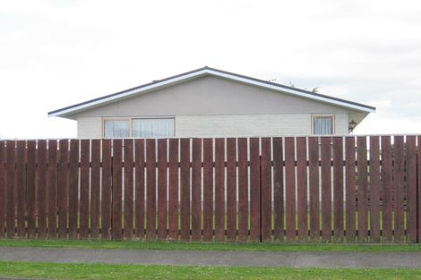 Photo of property in 23 Heather Street, Levin, 5510