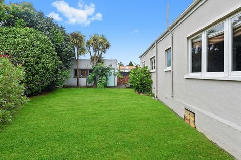 Photo of property in 24 Maeroa Road, Beerescourt, Hamilton, 3200