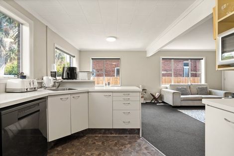 Photo of property in 136 Fitzroy Street, Forbury, Dunedin, 9012