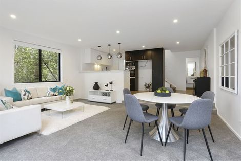 Photo of property in 15d/4 Verran Road, Birkenhead, Auckland, 0626