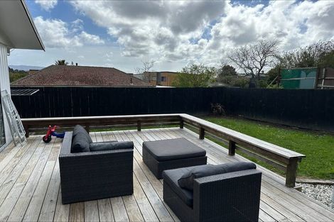 Photo of property in 1/35 Routley Drive, Glen Eden, Auckland, 0602