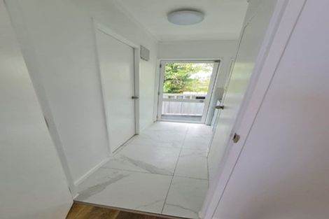 Photo of property in 11 Rerewai Place, Kelston, Auckland, 0602
