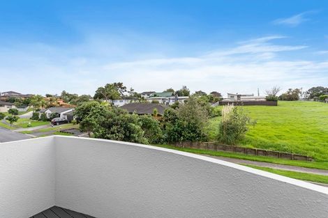 Photo of property in 8 Toomer Place, Beachlands, Auckland, 2018