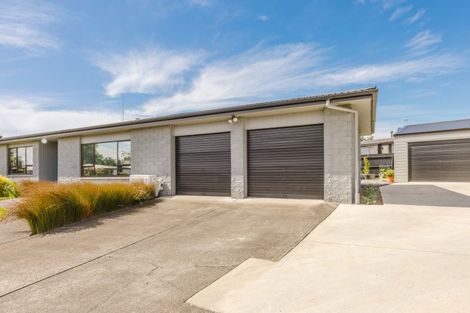 Photo of property in 2 Willow Grove, Waipukurau, 4200