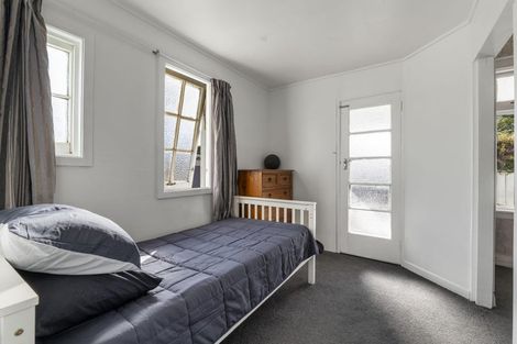 Photo of property in 16b Maire Street, Inglewood, 4330